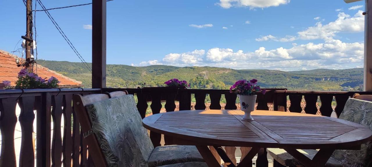 Arts Guest House -Beautiful Villa For 6 Persons Veliko Tarnovo Exterior foto